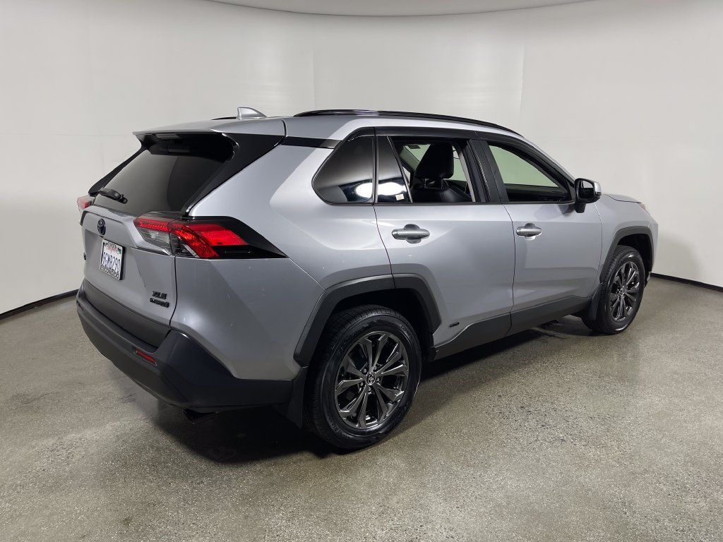 Certified 2023 Toyota RAV4 XLE Premium AWD/4WD image 3