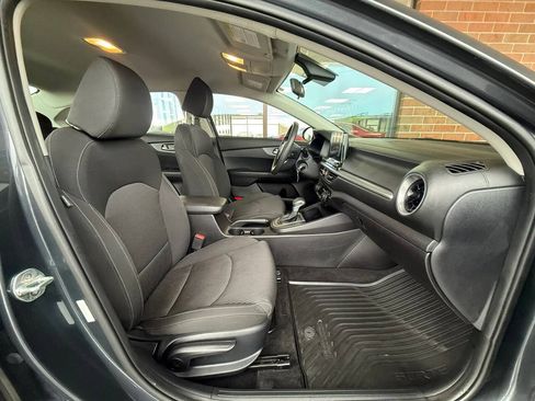 Used 2019 Kia Forte LXS FWD image 20
