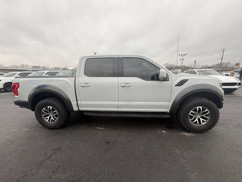 Used 2017 Ford F150 Raptor w/ Equipment Group 802A Luxury image 2