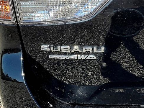 Used 2023 Subaru Forester Premium image 8