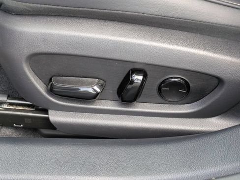 Used 2022 Lexus ES 350 F Sport w/ Accessory Package FWD image 18