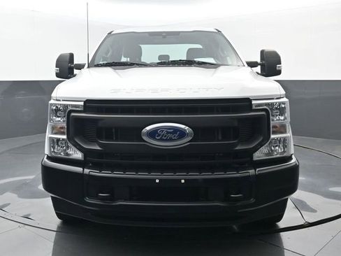 Used 2022 Ford F250 XL w/ Power Equipment Group image 18