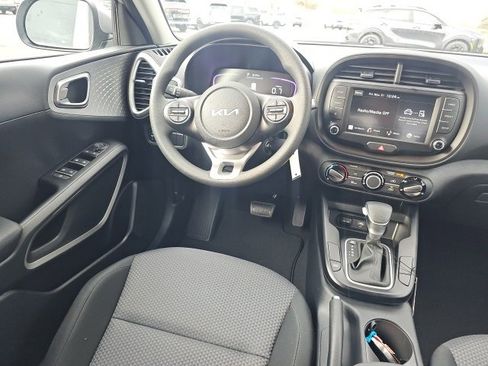 New 2025 Kia Soul LX image 23