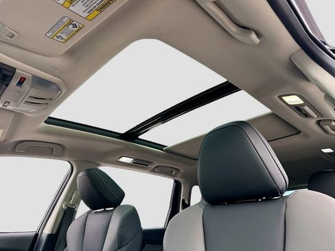 Used 2023 Subaru Ascent Onyx Edition image 21