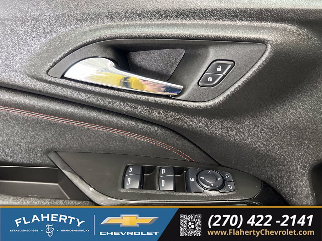 Used 2024 Chevrolet Trax RS w/ Driver Confidence Package FWD image 21