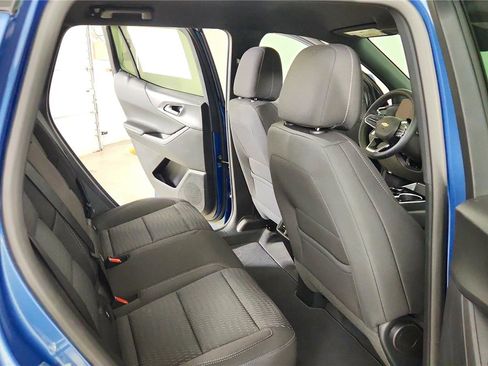 New 2026 Chevrolet Equinox LT image 36