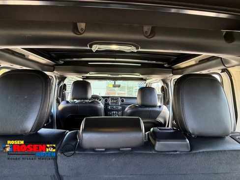 Used 2023 Jeep Wrangler Unlimited Sahara w/ Cold Weather Group AWD/4WD image 33