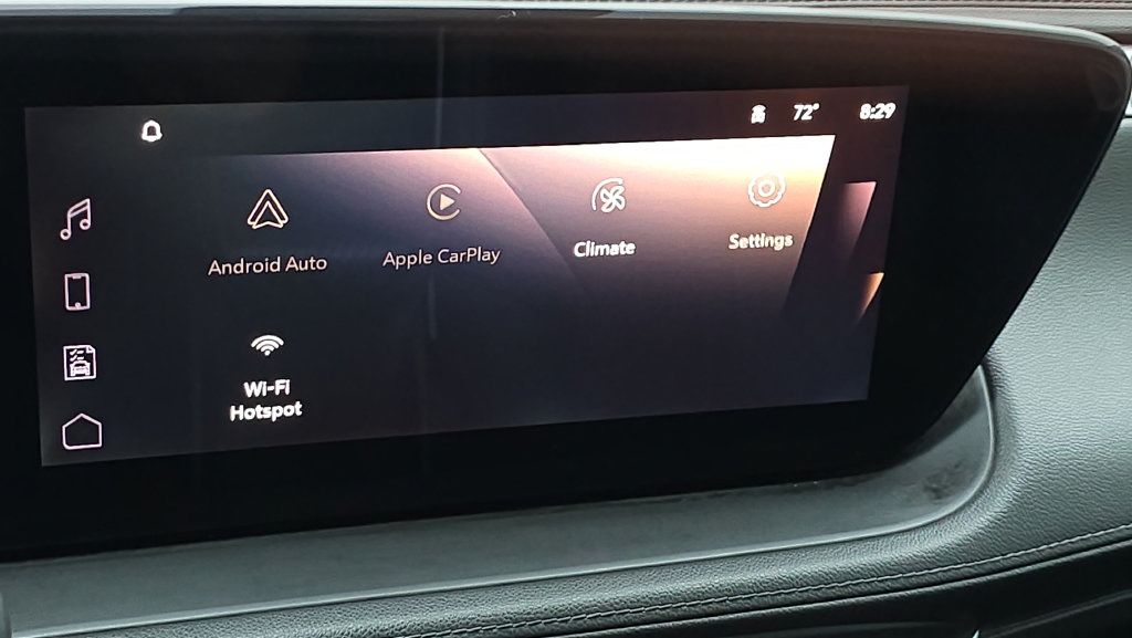 Used 2024 Buick Encore GX Avenir w/ Avenir Convenience Package FWD image 19