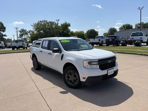 Used 2024 Ford Maverick XLT FWD image 7