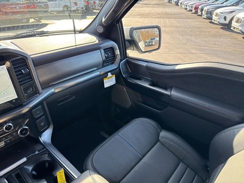New 2025 Ford F150 Platinum w/ FX4 Off-Road Package image 25