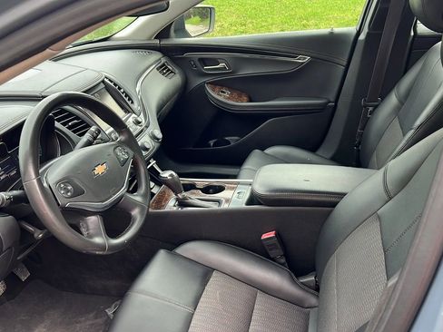 Used 2014 Chevrolet Impala LT image 24