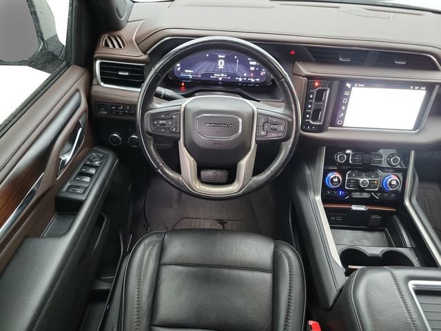 Used 2022 GMC Yukon XL Denali RWD image 31