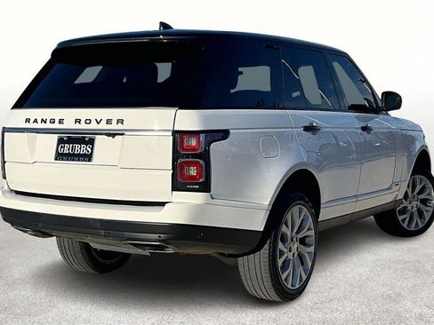 Used 2018 Land Rover Range Rover Supercharged image 2