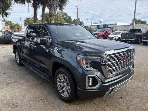 Used 2020 GMC Sierra 1500 Denali w/ Technology Package image 1