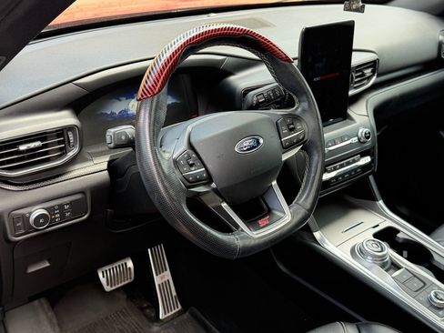 Used 2020 Ford Explorer ST w/ ST Street Pack AWD/4WD image 9