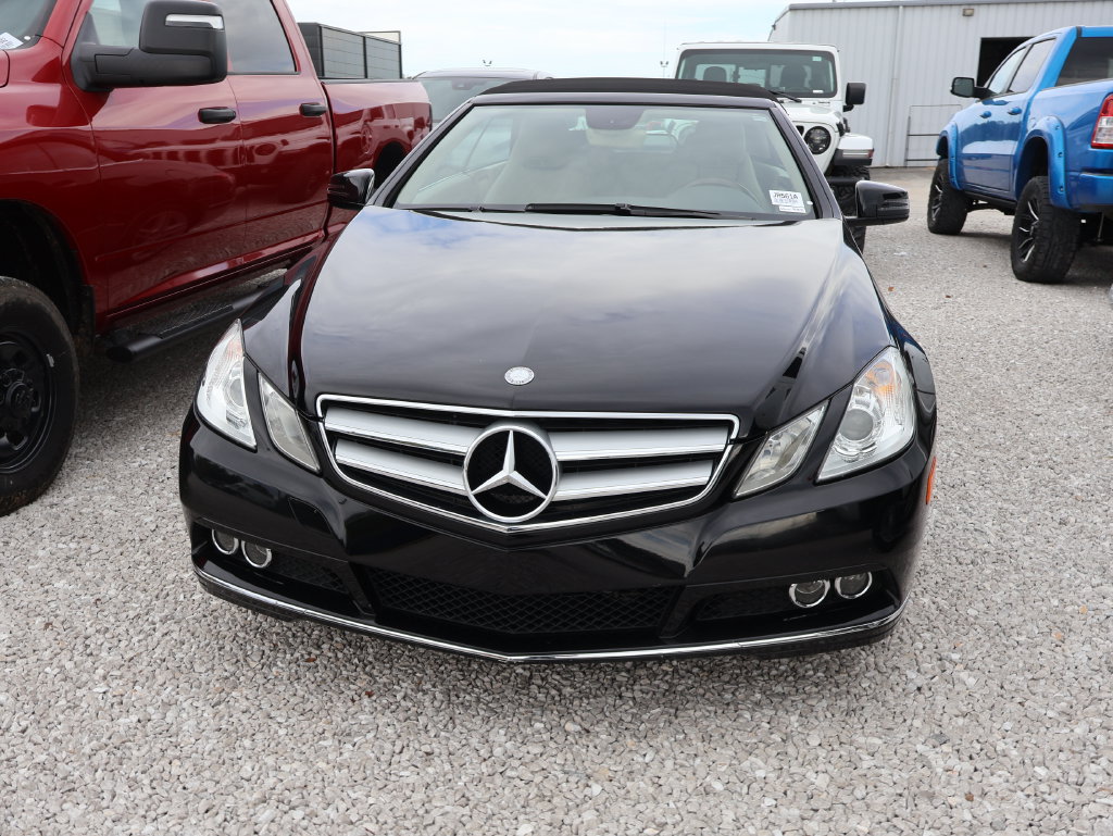 Used 2011 Mercedes-Benz E 350 Cabriolet image 3
