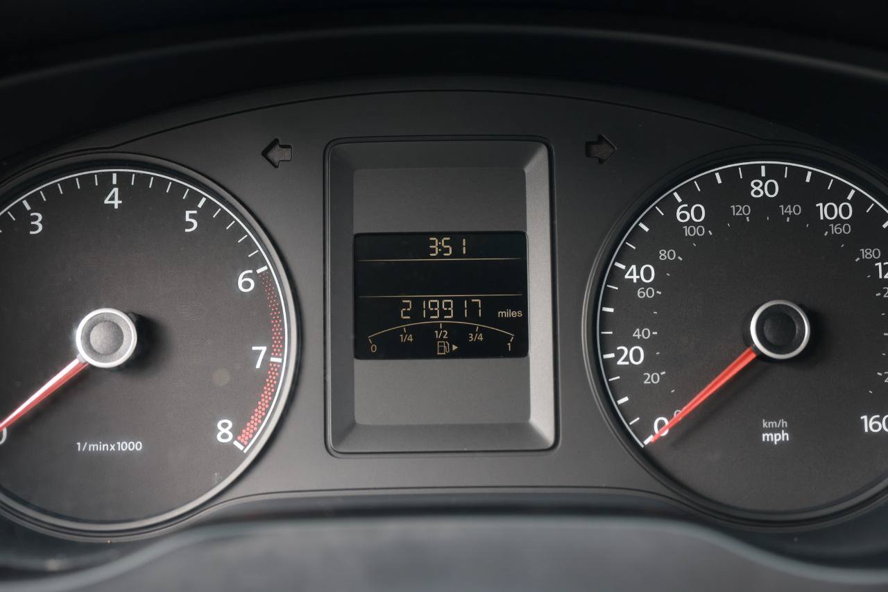 Used 2012 Volkswagen Jetta S FWD image 39