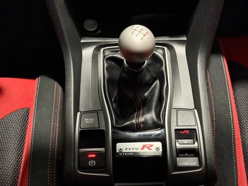 Used 2019 Honda Civic Type R image 24
