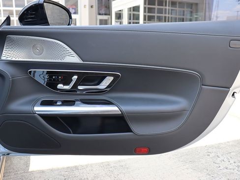 Used 2022 Mercedes-Benz SL 63 AMG Roadster image 45