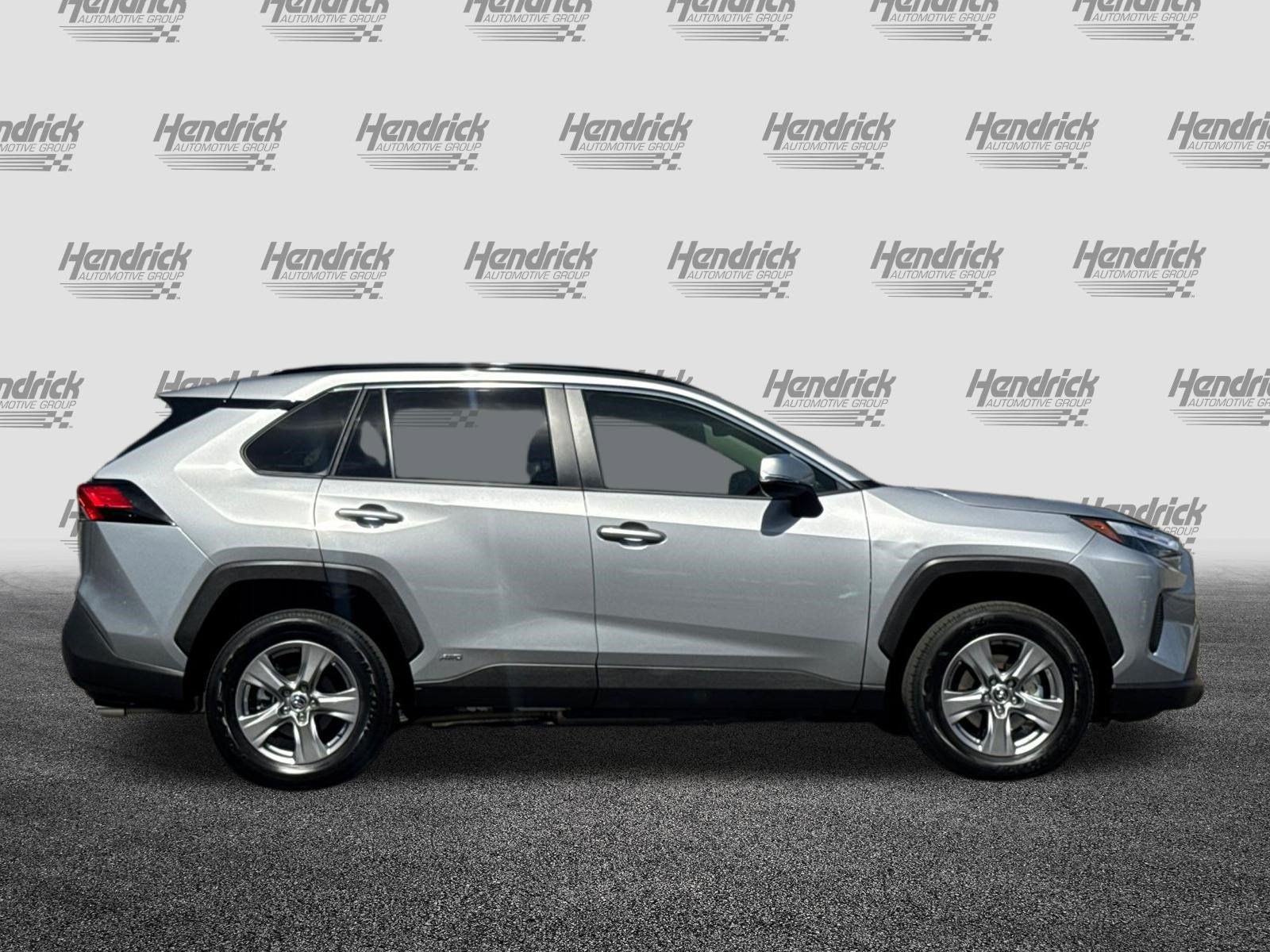Used 2024 Toyota RAV4 LE AWD/4WD image 3