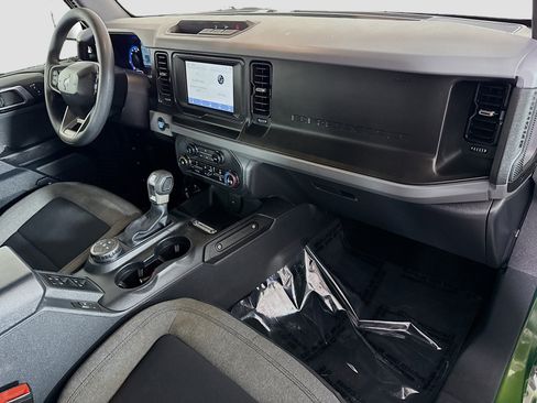 Used 2023 Ford Bronco 4-Door AWD/4WD image 30