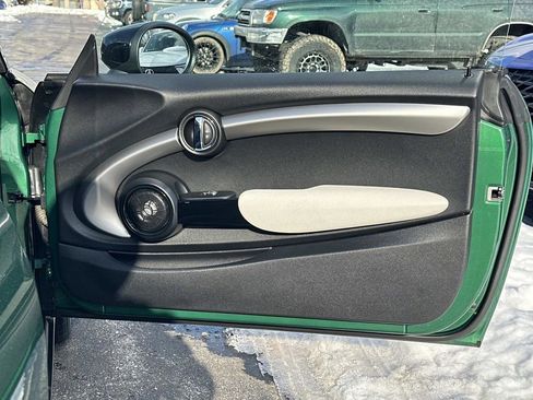 Used 2021 MINI Cooper SE w/ 6.5" Touchscreen Package image 29