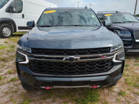 Used 2021 Chevrolet Tahoe Z71 w/ Rear Media and Nav Package AWD/4WD image 7