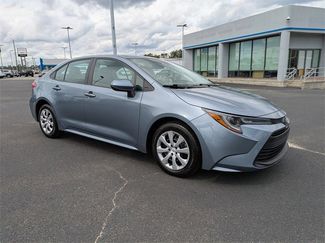 Used 2023 Toyota Corolla LE video 2