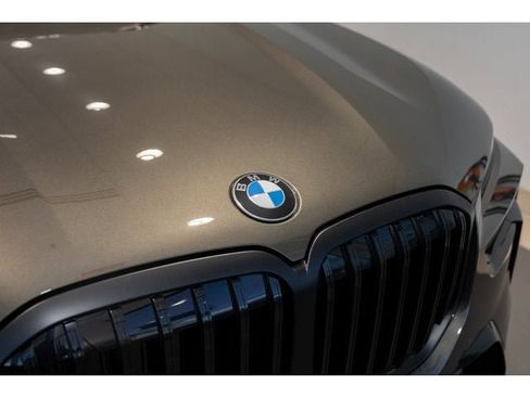 New 2026 BMW X7 xDrive40i w/ M Sport Package image 51