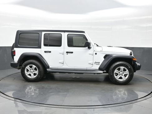 Used 2019 Jeep Wrangler Unlimited Sport S AWD/4WD image 10