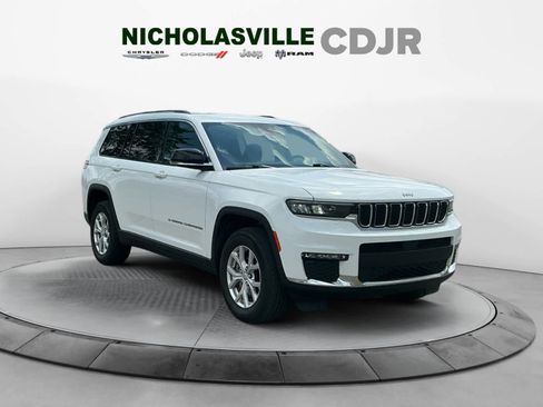 Used 2023 Jeep Grand Cherokee L Limited AWD/4WD image 7
