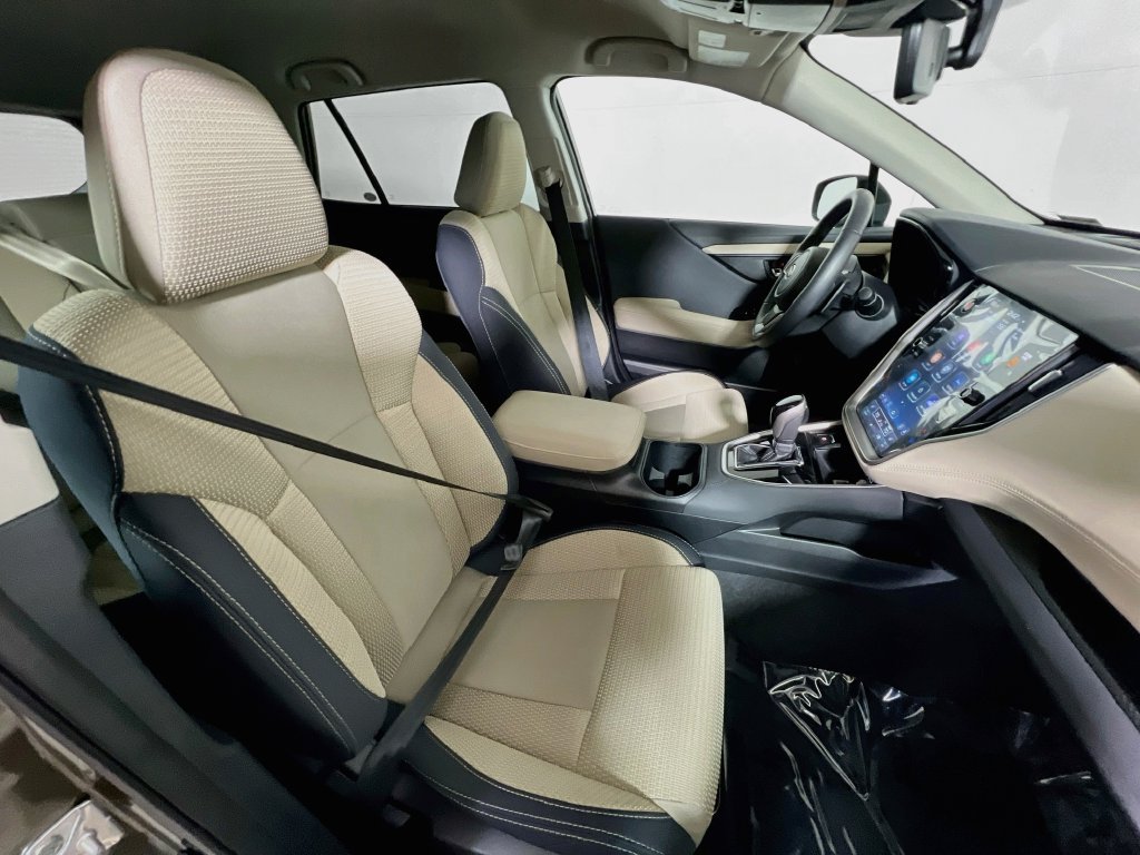 Certified 2025 Subaru Outback Premium AWD/4WD image 24