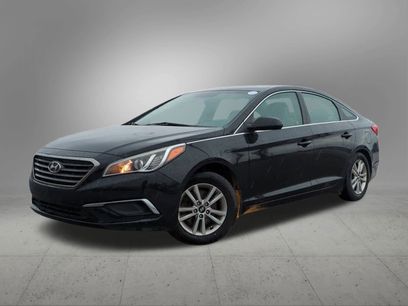 Used 2017 Hyundai Sonata SE w/ Cargo Package