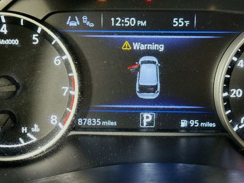 Used 2020 Nissan Murano SV image 16