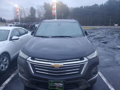 Used 2022 Chevrolet Traverse LT