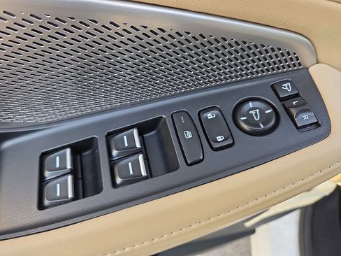 Used 2023 Acura MDX FWD w/ Technology Package image 14