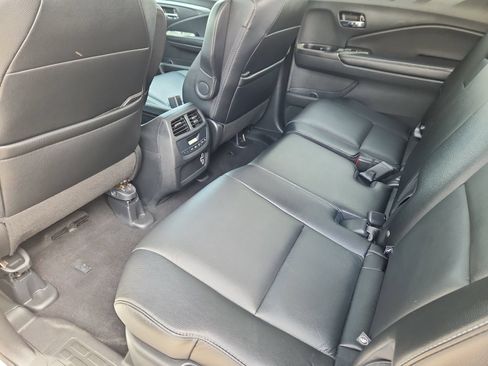 Used 2022 Honda Pilot EX-L image 11