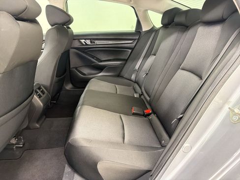 Used 2019 Honda Accord EX image 15