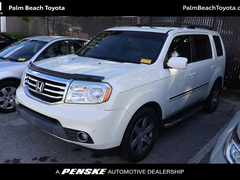 Used 2015 Honda Pilot Touring image 1