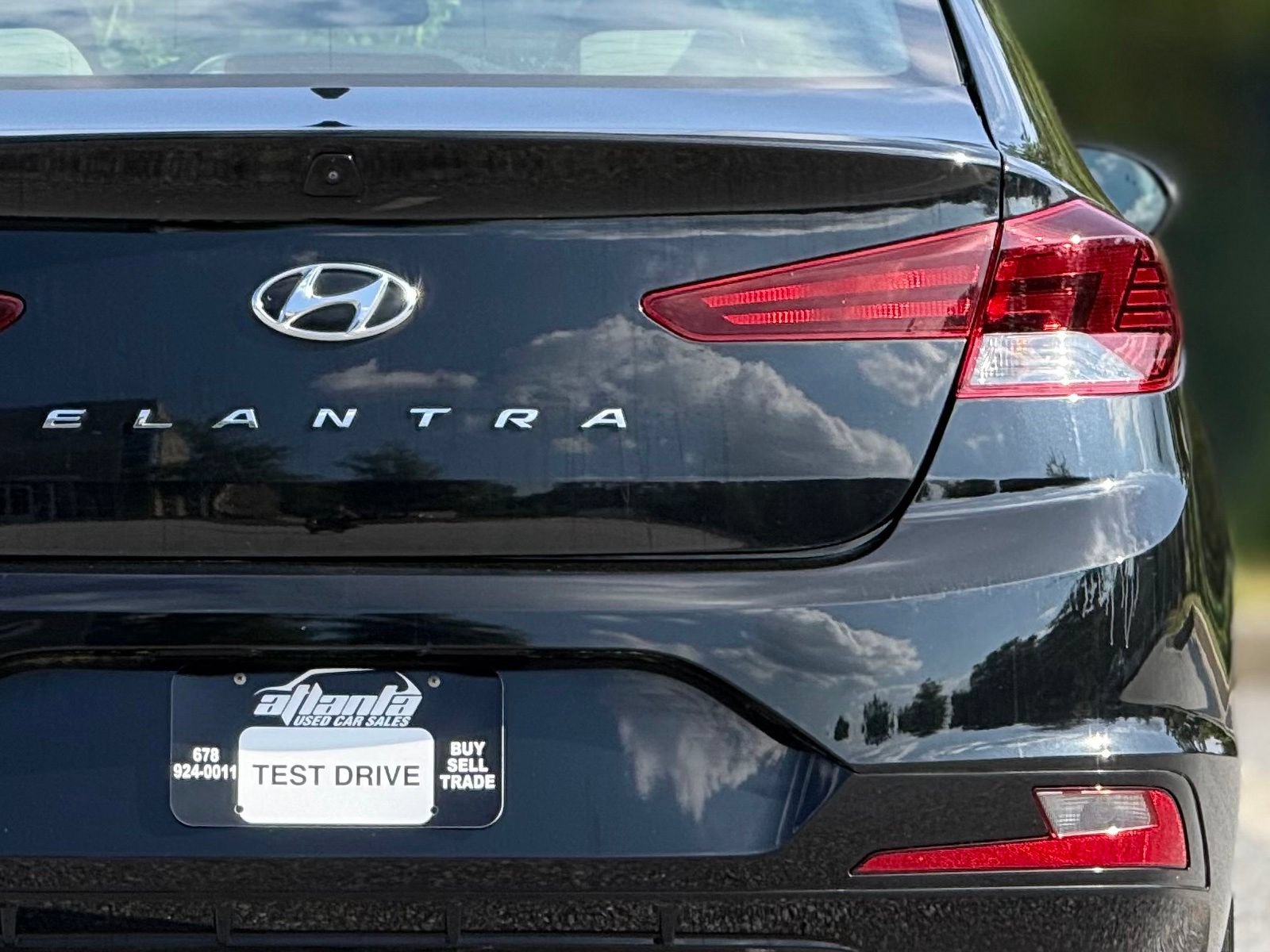 Used 2019 Hyundai Elantra SEL FWD image 17