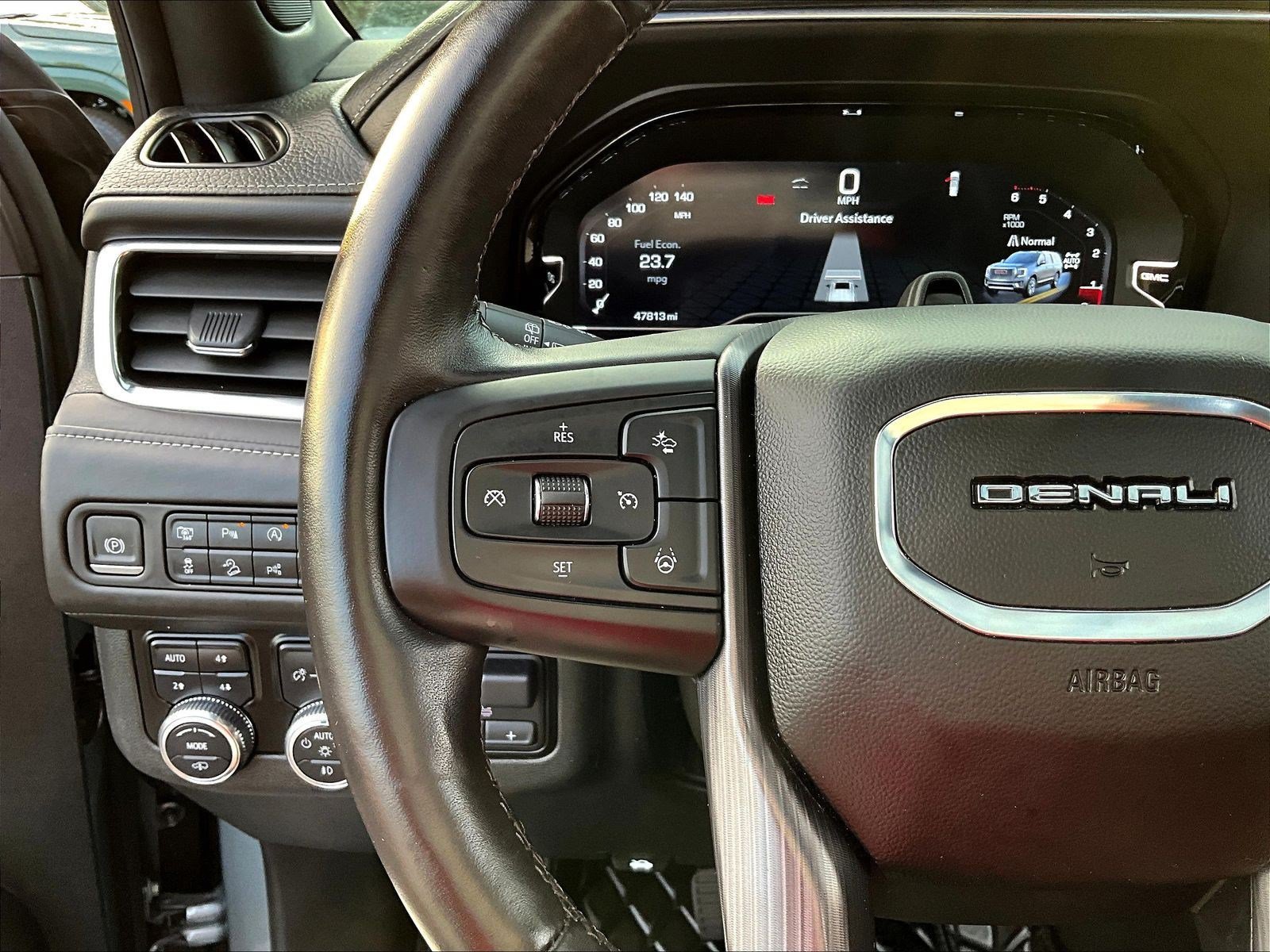 Used 2023 GMC Yukon XL Denali Ultimate w/ LPO, Floor Liner Package AWD/4WD image 11