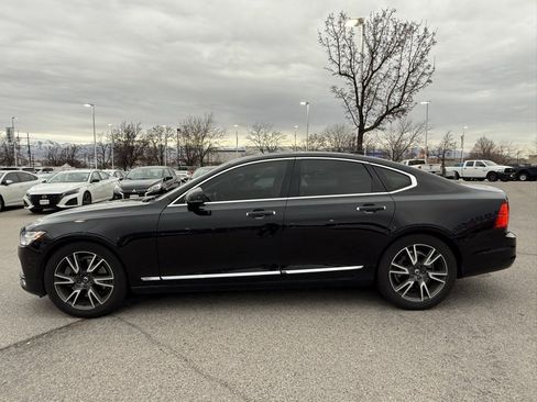 Used 2017 Volvo S90 T6 Inscription w/ Vision Package image 4