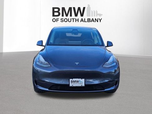 Used 2020 Tesla Model Y Long Range image 9
