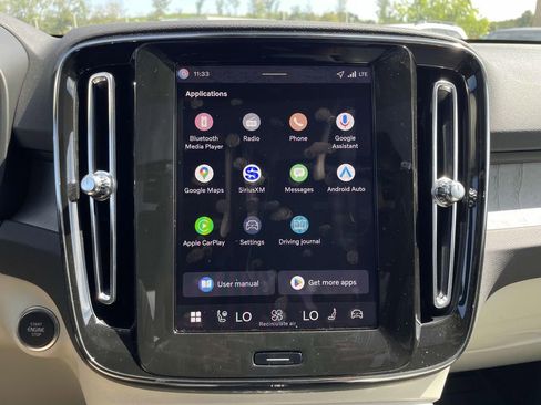 New 2026 Volvo XC40 B5 Plus w/ Protection Package Premier image 18