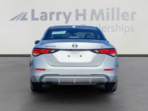 Used 2023 Nissan Sentra SV image 5