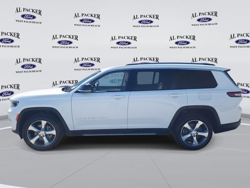 Used 2021 Jeep Grand Cherokee L Limited image 2