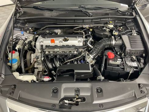 Used 2012 Honda Accord EX image 9