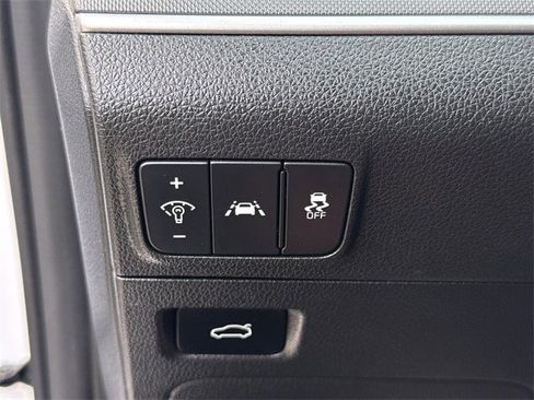 Used 2023 Kia K5 GT-Line image 24