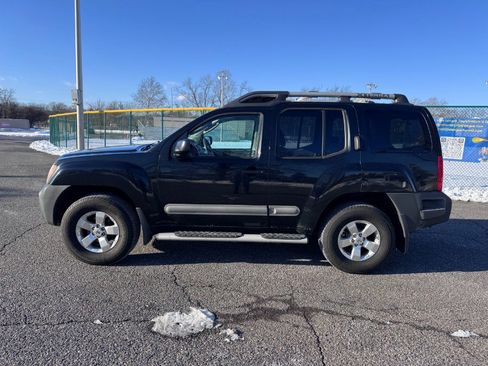 Used 2011 Nissan Xterra S w/ 4X4 Value Package image 4