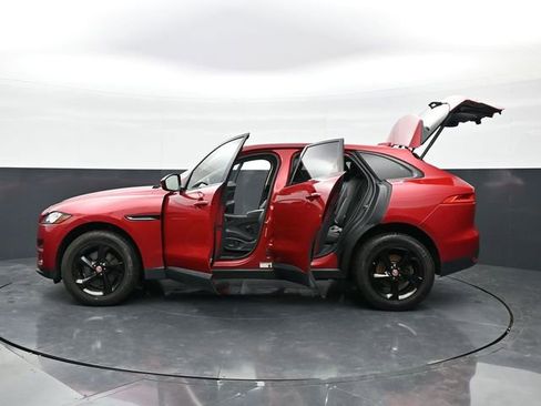 Used 2019 Jaguar F-PACE Premium AWD/4WD image 46